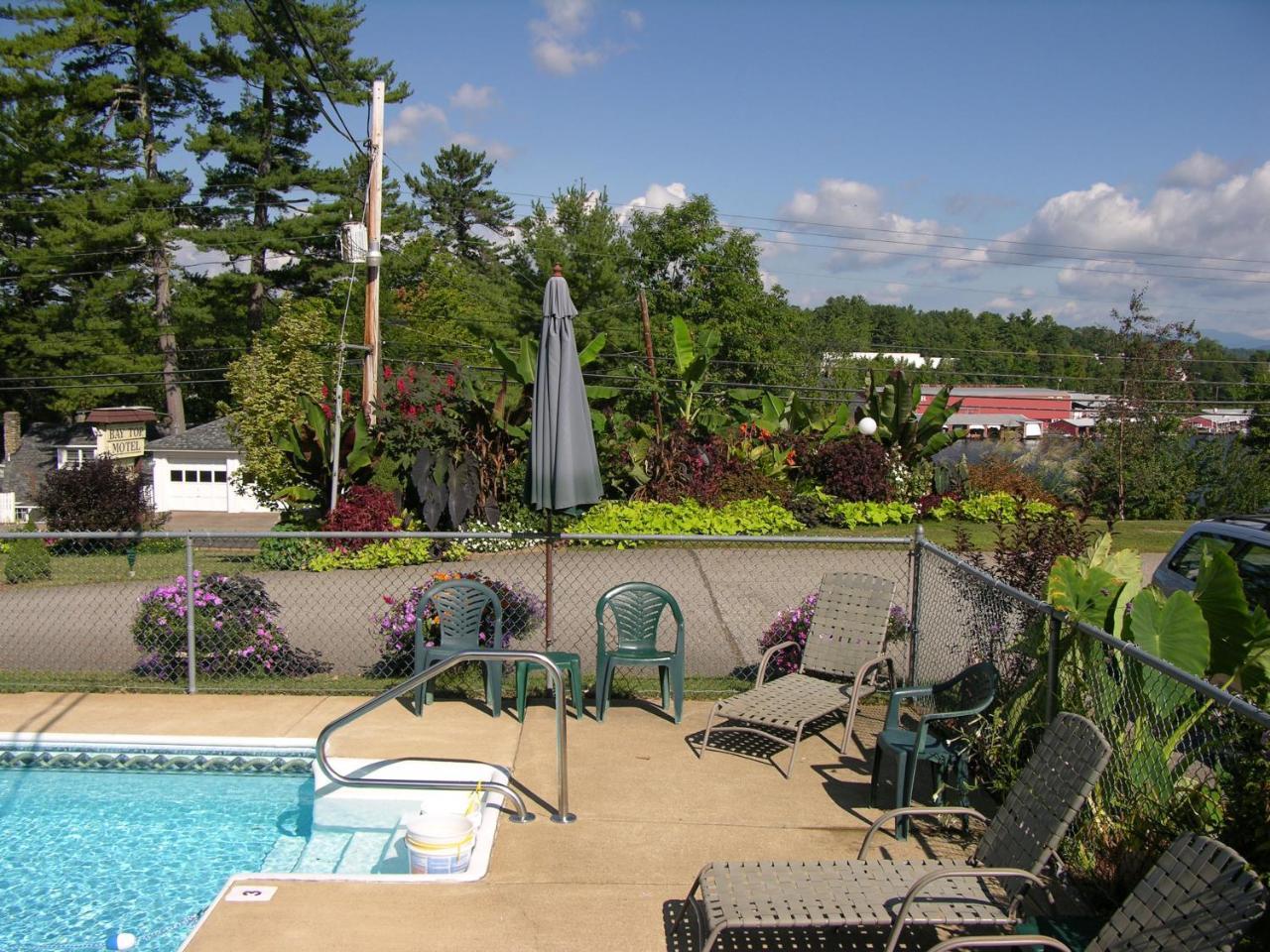 Bay Top Motel Weirs Beach Bagian luar foto