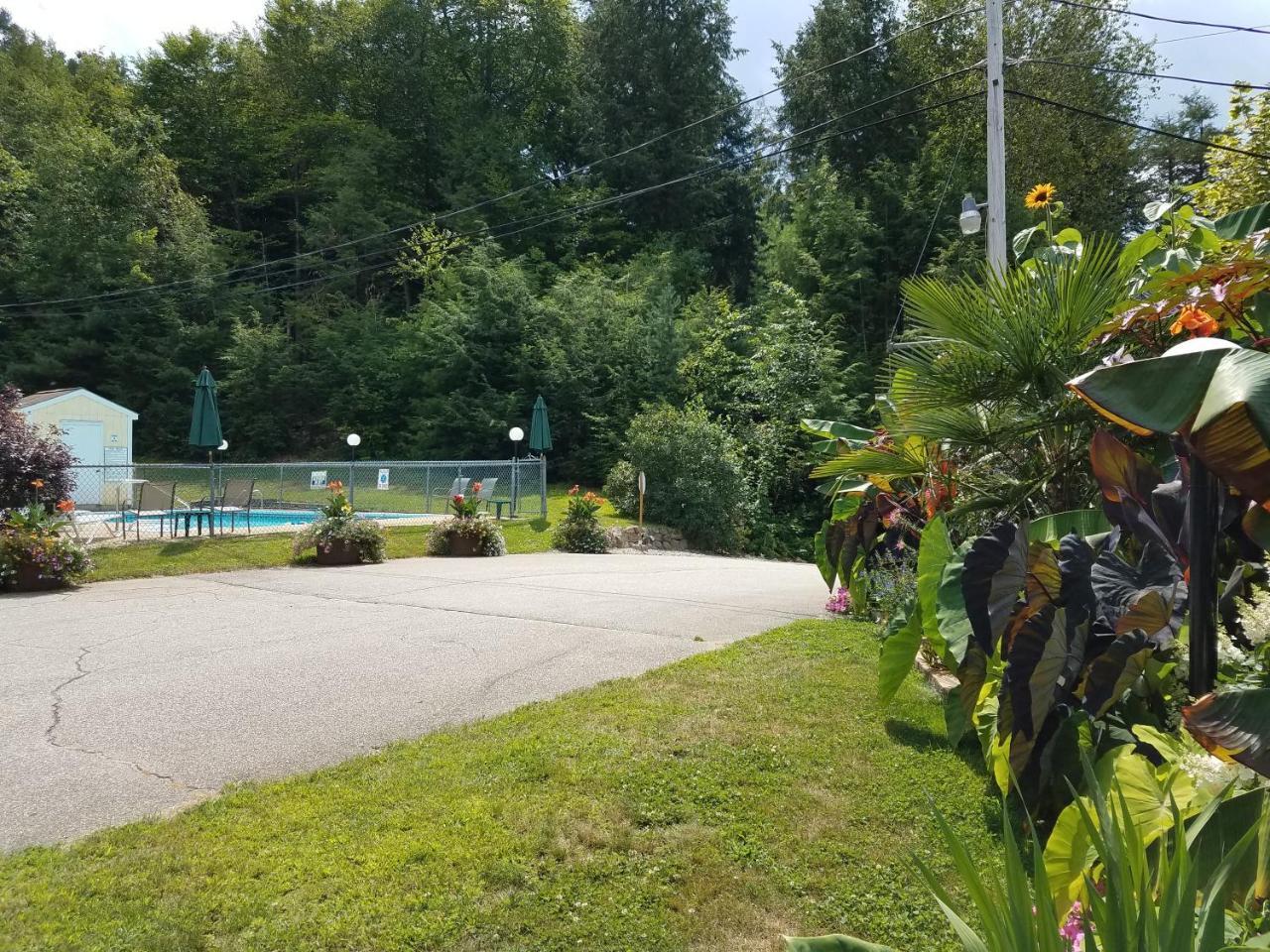 Bay Top Motel Weirs Beach Bagian luar foto