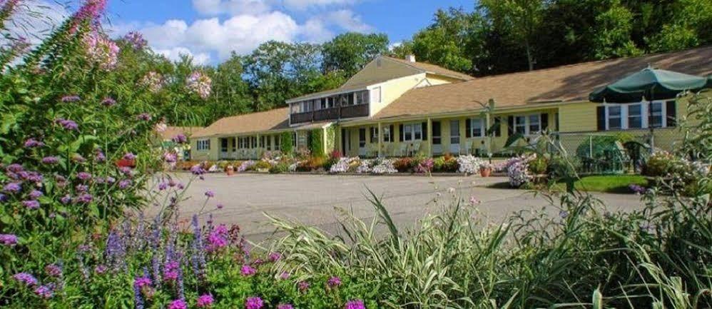 Bay Top Motel Weirs Beach Bagian luar foto